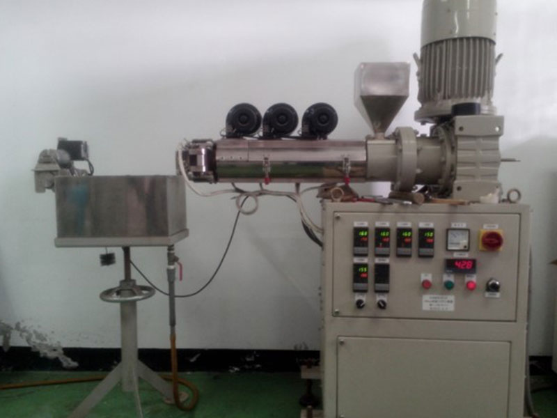 單螺桿實驗機台